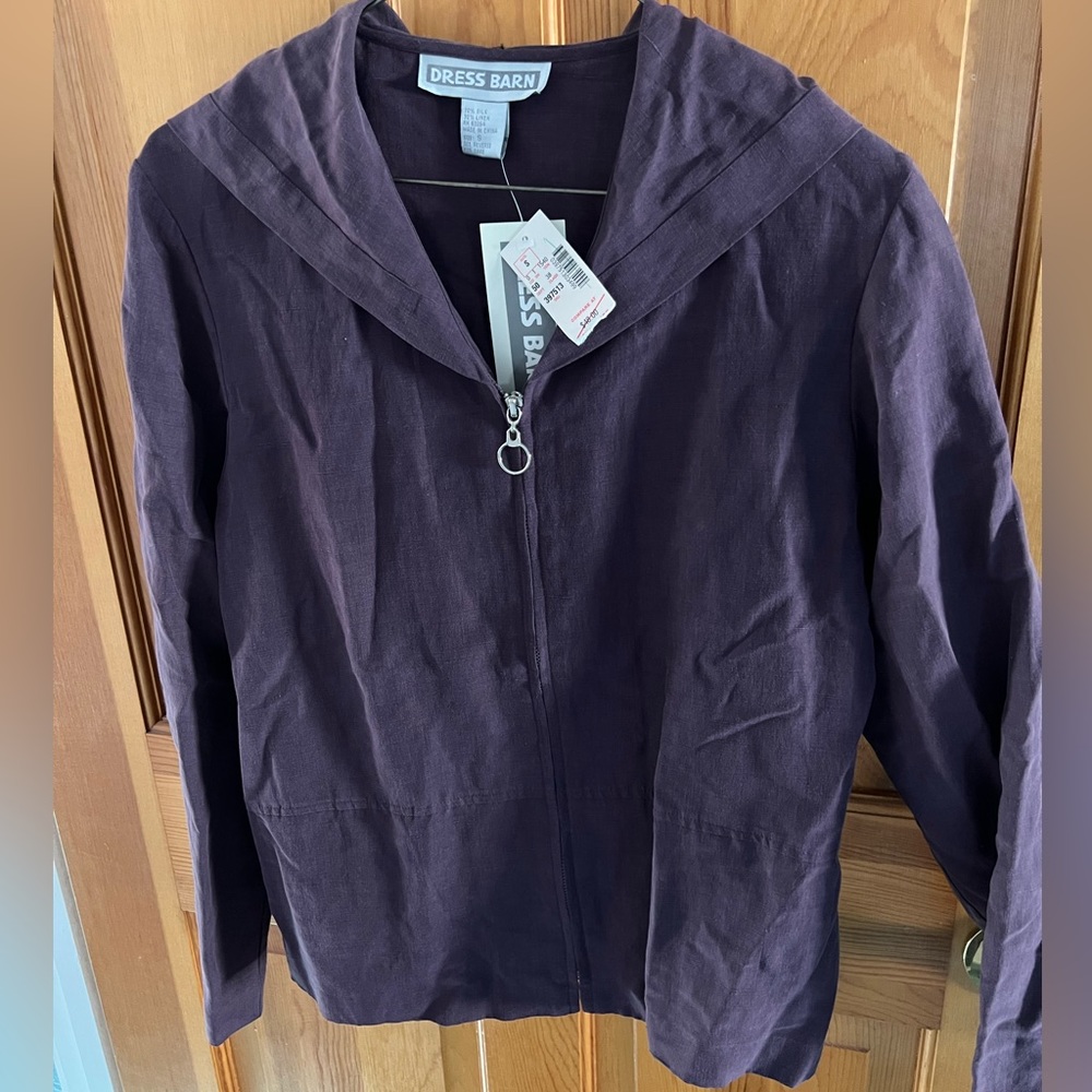 NWT Women’s long sleeve hooded silk purple zip top. Size small, dry clean only.